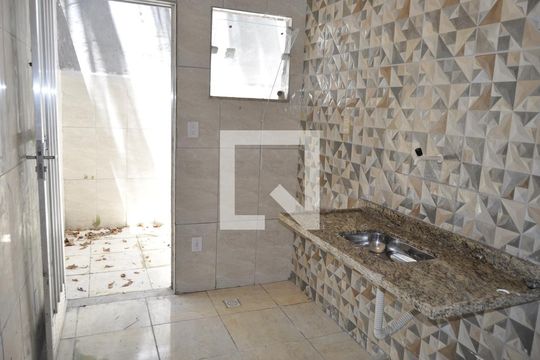Cozinha de casa de condomínio para alugar com 2 quartos, 69m² em Piedade, Rio de Janeiro
