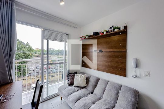 Apartamento para alugar com 2 quartos, 38m² em Cambuci, São Paulo