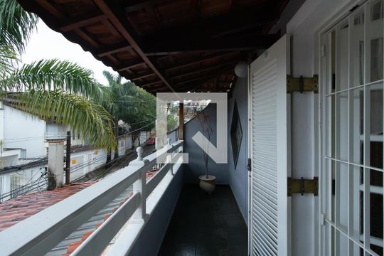 Sacada de casa para alugar com 4 quartos, 250m² em Tremembé, São Paulo
