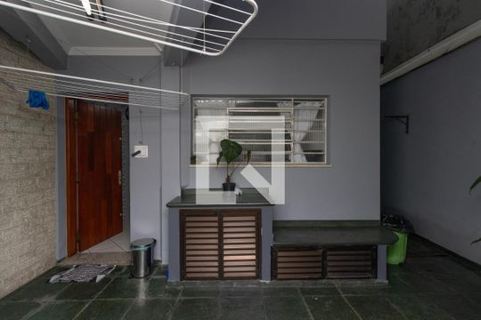 Quintal de casa para alugar com 4 quartos, 250m² em Tremembé, São Paulo