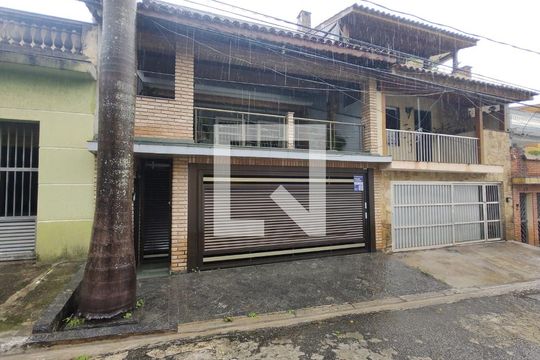 Fachada de casa para alugar com 4 quartos, 250m² em Tremembé, São Paulo