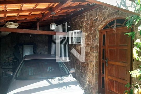 Casa à venda com 3 quartos, 79m² em Penha, Rio de Janeiro