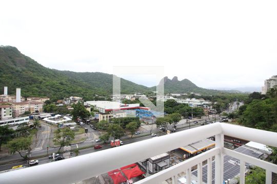 Varanda de apartamento para alugar com 2 quartos, 48m² em Jacarepaguá, Rio de Janeiro
