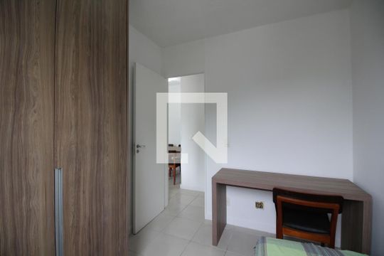 Quarto 1 de apartamento para alugar com 2 quartos, 48m² em Jacarepaguá, Rio de Janeiro