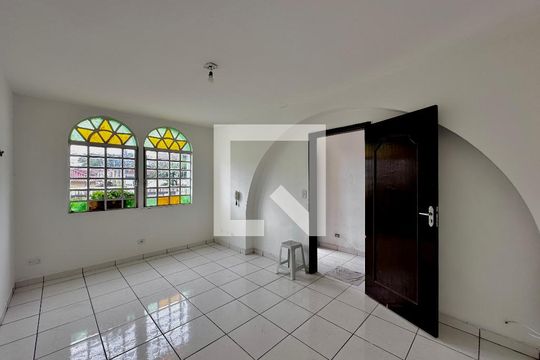 Casa à venda com 3 quartos, 138m² em Vila Congonhas, São Paulo