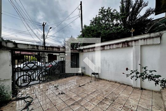 Garagem de casa à venda com 3 quartos, 138m² em Vila Congonhas, São Paulo