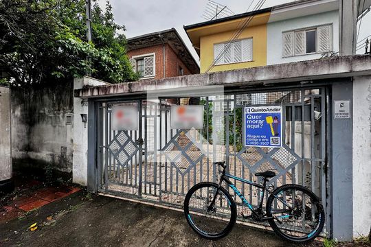 Fachada de casa à venda com 3 quartos, 138m² em Vila Congonhas, São Paulo