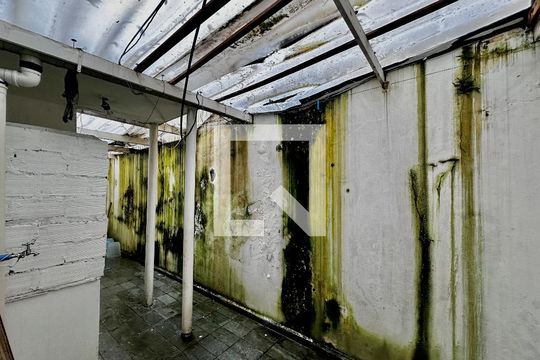 Quintal de casa à venda com 3 quartos, 138m² em Vila Congonhas, São Paulo