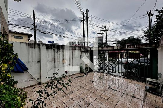 Garagem de casa à venda com 3 quartos, 138m² em Vila Congonhas, São Paulo
