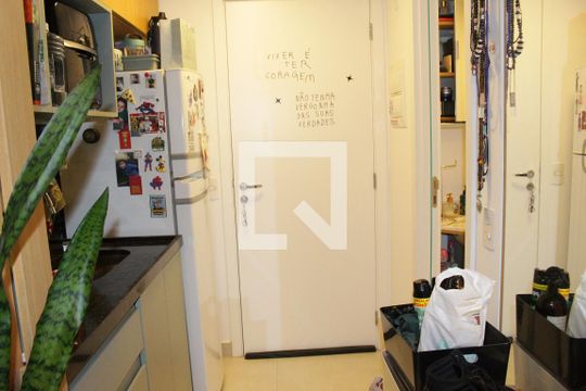 Studio de kitnet/studio para alugar com 1 quarto, 27m² em República, São Paulo