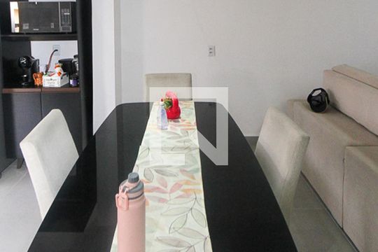 Sala casa 03 de casa à venda com 4 quartos, 346m² em Parque Independencia, São Paulo