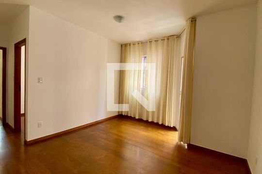 Apartamento para alugar com 2 quartos, 75m² em Buritis, Belo Horizonte