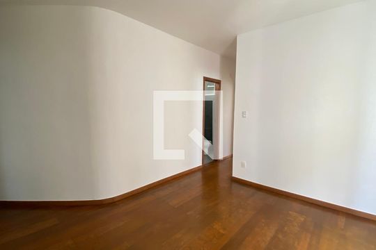 Sala de apartamento para alugar com 2 quartos, 75m² em Buritis, Belo Horizonte