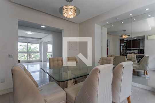 Sala de Jantar de apartamento à venda com 3 quartos, 176m² em Petrópolis, Porto Alegre