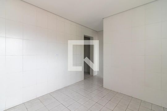 Cozinha de casa para alugar com 1 quarto, 40m² em Vila Palmeiras, São Paulo