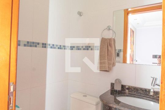 Lavanderia  de casa à venda com 3 quartos, 217m² em Vila Darli, São Paulo