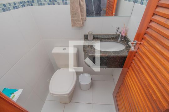 Lavanderia  de casa à venda com 3 quartos, 217m² em Vila Darli, São Paulo