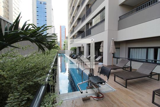 Área Comum - Piscina de kitnet/studio para alugar com 1 quarto, 31m² em Moema, São Paulo