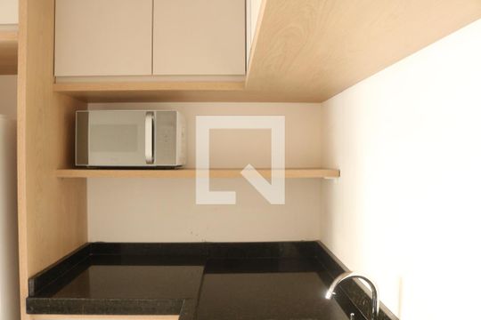 Studio - Cozinha de kitnet/studio para alugar com 1 quarto, 26m² em Pompeia, São Paulo