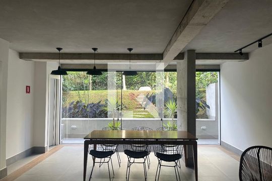 Área comum de kitnet/studio para alugar com 1 quarto, 26m² em Pompeia, São Paulo