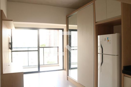Studio de kitnet/studio para alugar com 1 quarto, 26m² em Pompeia, São Paulo
