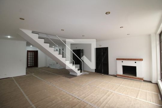 Casa à venda com 4 quartos, 440m² em Vila Ester (zona Norte), São Paulo