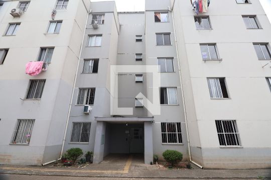 Fachada do bloco de apartamento para alugar com 2 quartos, 48m² em Mato Grande, Canoas