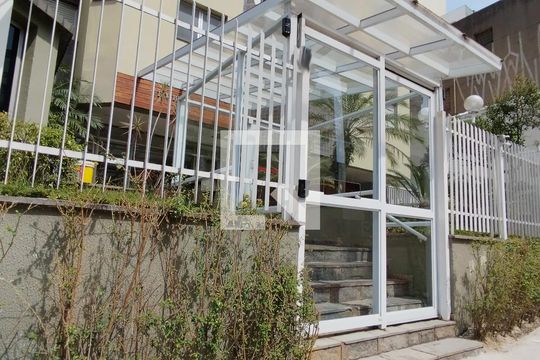 Fachada de apartamento à venda com 1 quarto, 38m² em Consolação, São Paulo