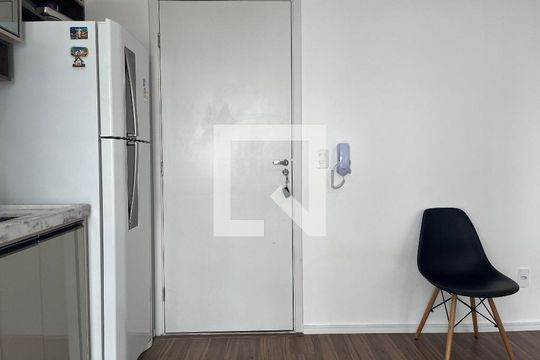 Sala e Cozinha Integrada de apartamento à venda com 2 quartos, 31m² em Lapa, São Paulo