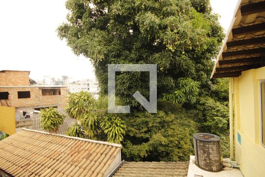 Vista de casa à venda com 8 quartos, 570m² em São Lucas, Belo Horizonte