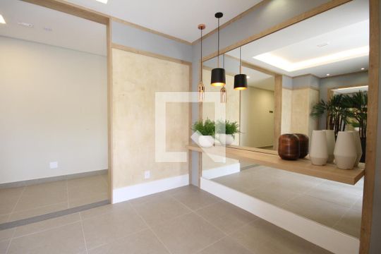 Hall de entrada de apartamento à venda com 2 quartos, 34m² em Cambuci, São Paulo