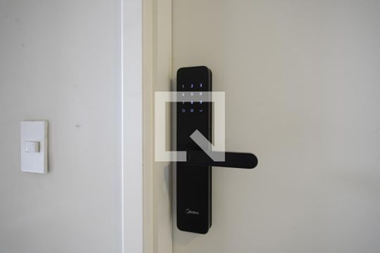 Fechadura Digital de apartamento à venda com 2 quartos, 34m² em Cambuci, São Paulo