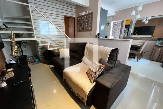 Casa de Condomínio para alugar com 2 quartos, 63m² em Caxangá, Suzano