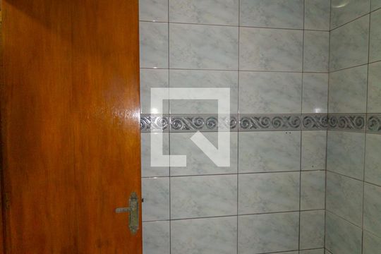 Banheiro Social de casa para alugar com 4 quartos, 260m² em São José, Canoas