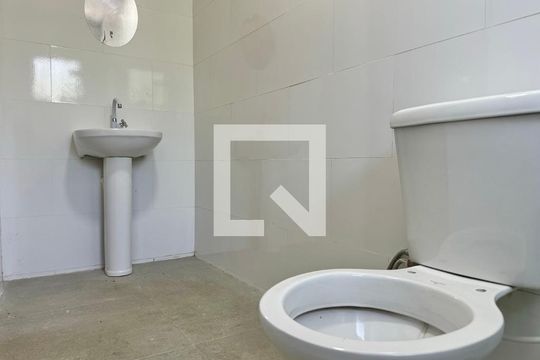 Suíte - Banheiro de casa de condomínio à venda com 3 quartos, 88m² em Vargem Pequena, Rio de Janeiro