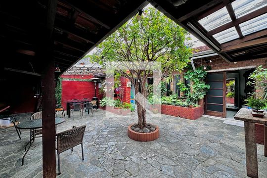 Quintal  de casa à venda com 3 quartos, 250m² em Vila Cruzeiro, São Paulo