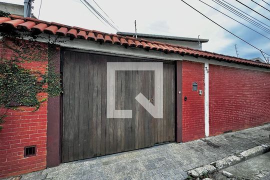 Fachada  de casa à venda com 3 quartos, 250m² em Vila Cruzeiro, São Paulo