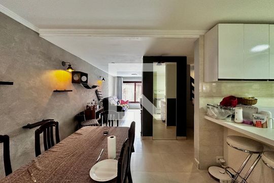 Sala de casa à venda com 3 quartos, 250m² em Vila Cruzeiro, São Paulo