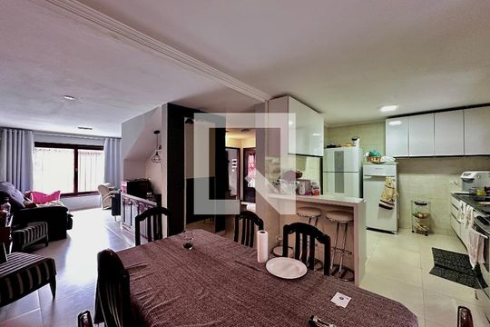 Sala de casa à venda com 3 quartos, 250m² em Vila Cruzeiro, São Paulo