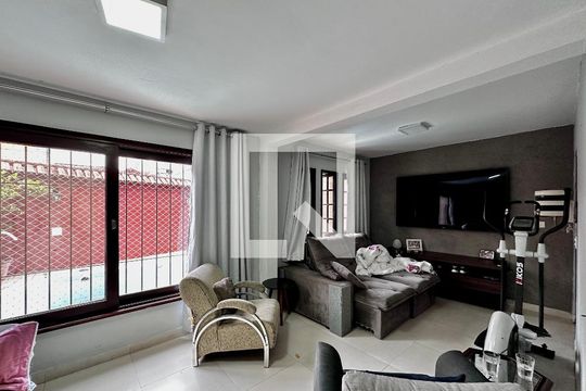 Sala de casa à venda com 3 quartos, 250m² em Vila Cruzeiro, São Paulo
