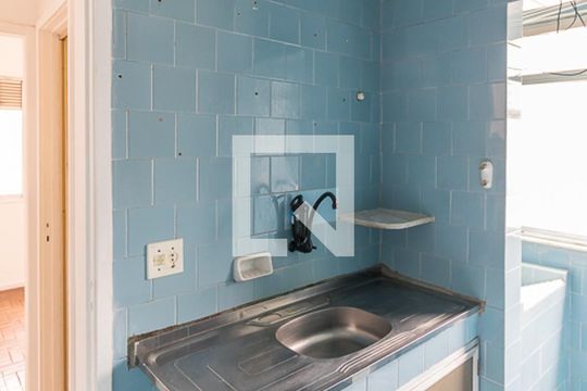 Cozinha de apartamento à venda com 1 quarto, 45m² em Irajá, Rio de Janeiro