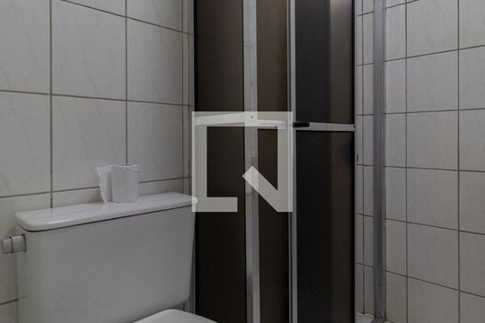 Banheiro de apartamento à venda com 2 quartos, 60m² em Vila Nova Savoia, São Paulo