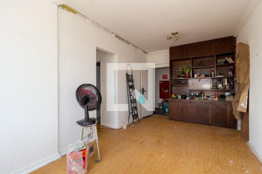 Sala/Quarto de kitnet/studio à venda com 1 quarto, 42m² em Brás, São Paulo