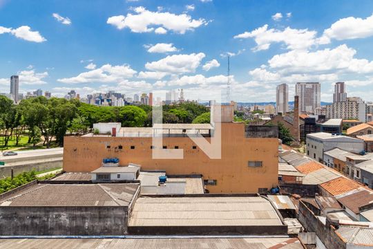 Vista - Sala/Quarto de kitnet/studio à venda com 1 quarto, 42m² em Brás, São Paulo