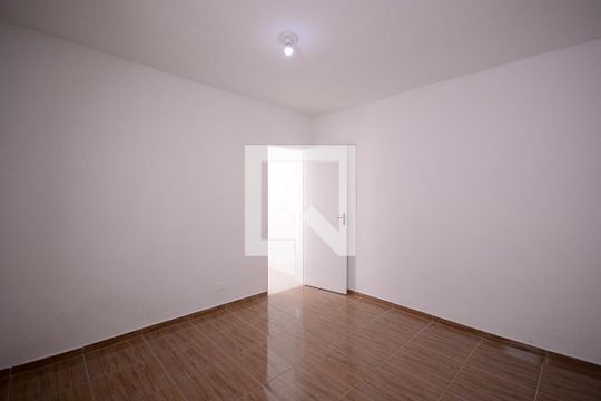 Quarto de casa para alugar com 1 quarto, 40m² em Vila Moraes, São Paulo