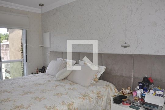 Quarto 01 com Closet e Suíte de casa à venda com 3 quartos, 250m² em Parque Monteiro Soares, São Paulo