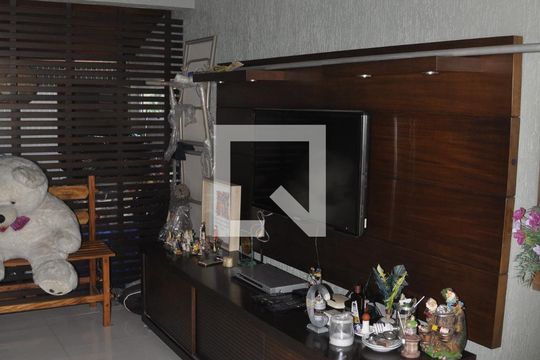 Soton com Furo de casa à venda com 3 quartos, 250m² em Parque Monteiro Soares, São Paulo