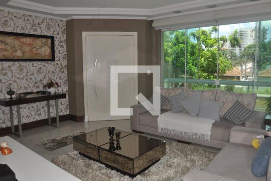 Casa à venda com 3 quartos, 250m² em Parque Monteiro Soares, São Paulo