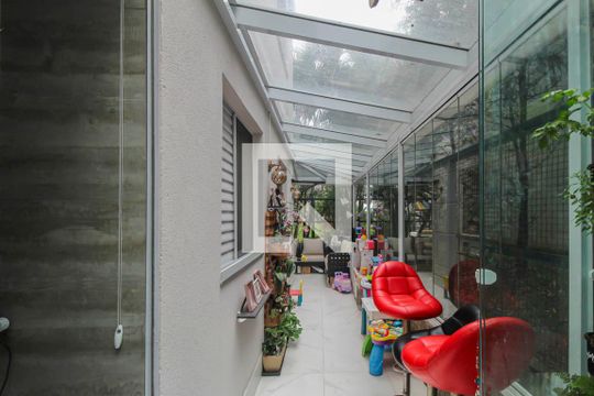 Quintal de apartamento à venda com 3 quartos, 94m² em Vila Ivone, São Paulo