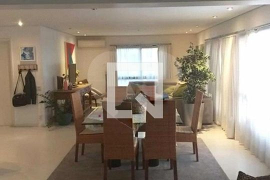 Apartamento à venda com 5 quartos, 250m² em Cambuí, Campinas